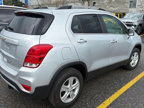 Used 2019 Chevrolet Trax LT w/ LT Convenience Package AWD/4WD image 6
