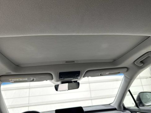 Used 2019 Lexus RX 350 AWD w/ Navigation Package image 18