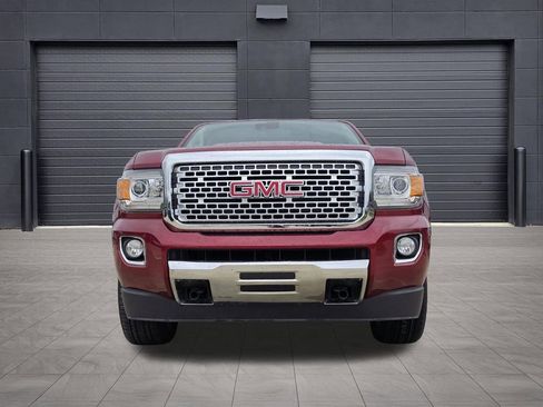 Used 2019 GMC Canyon Denali AWD/4WD image 2