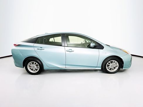 Used 2016 Toyota Prius Two image 10