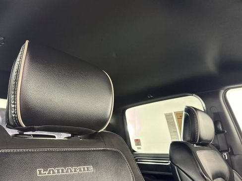 Used 2024 RAM 1500 Laramie AWD/4WD image 13