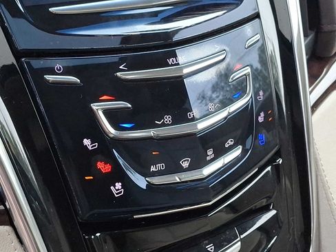 Used 2016 Cadillac Escalade Premium AWD/4WD image 17