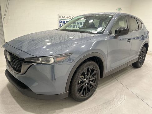 Used 2023 MAZDA CX-5 Carbon Edition image 4
