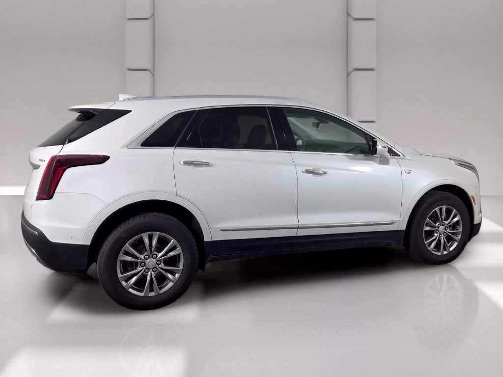 Used 2023 Cadillac XT5 Premium Luxury w/ Technology Package AWD/4WD image 5