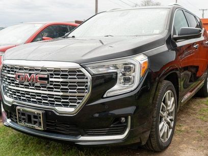 Used 2022 GMC Terrain Denali w/ Denali Premium Package