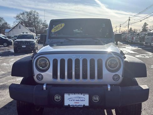 Used 2014 Jeep Wrangler Unlimited Sport w/ Quick Order Package 24S image 2