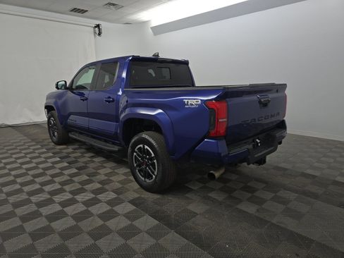 Used 2024 Toyota Tacoma TRD Sport w/ TRD Sport Premium Package RWD image 6