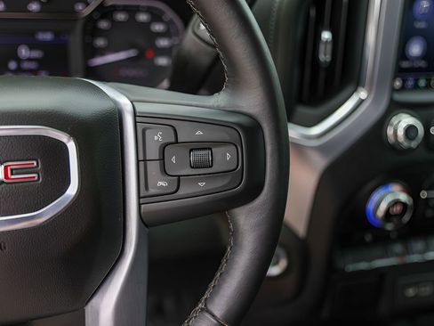 Used 2022 GMC Sierra 1500 Elevation w/ LPO, Elevation Black Package AWD/4WD image 16