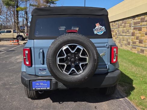 Used 2024 Ford Bronco Outer Banks image 12