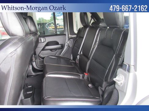 Used 2022 Jeep Wrangler Unlimited Sahara w/ Cold Weather Group AWD/4WD image 25
