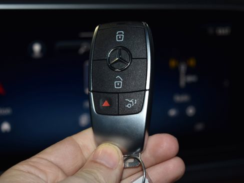 New 2026 Mercedes-Benz GLE 450 4MATIC image 15