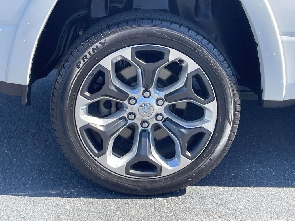 Used 2024 RAM 1500 Limited AWD/4WD image 13