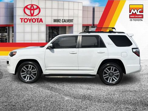 Used 2023 Toyota 4Runner TRD Sport w/ Technology Package AWD/4WD image 2