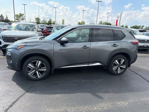 Used 2022 Nissan Rogue SL w/ SL Premium Package AWD/4WD image 3