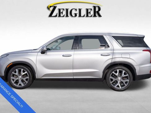 Used 2022 Hyundai Palisade SEL w/ 8P Bench Seat Package image 4
