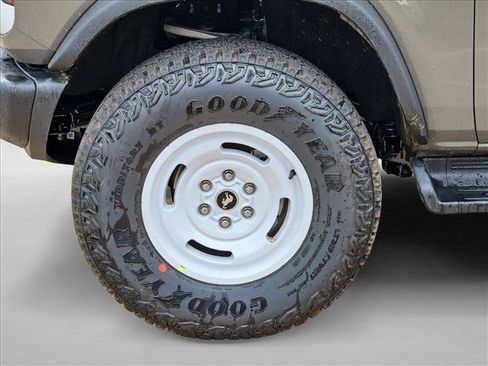 New 2026 Ford Bronco Heritage Edition image 10