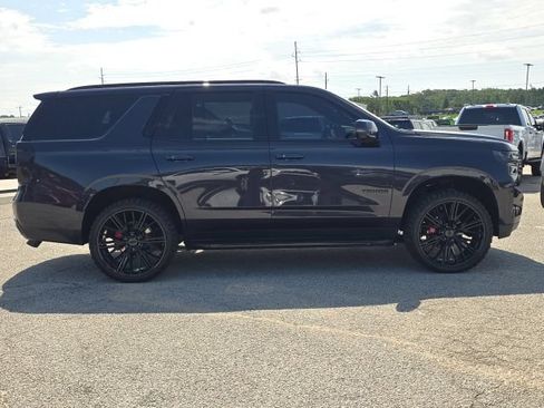 Used 2023 Chevrolet Tahoe RST w/ Luxury Package RWD image 6