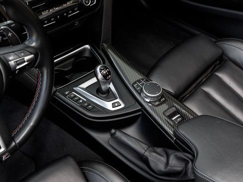 Used 2020 BMW M4 Convertible w/ Competition Package RWD image 43