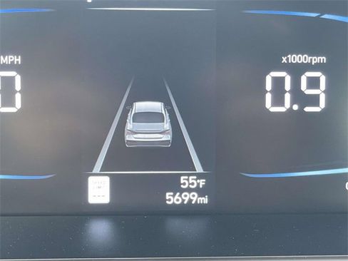 Certified 2025 Hyundai Elantra Sport image 16