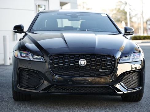 New 2024 Jaguar XF R-Dynamic SE image 18