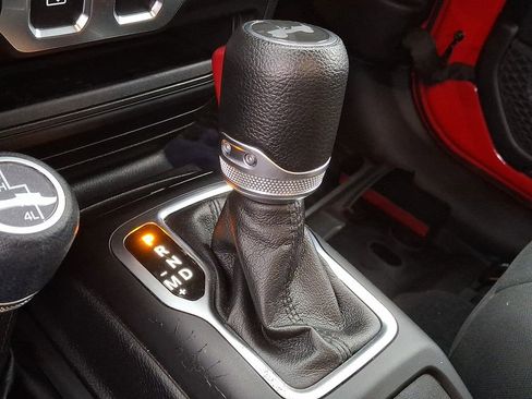 Used 2021 Jeep Wrangler Willys image 15