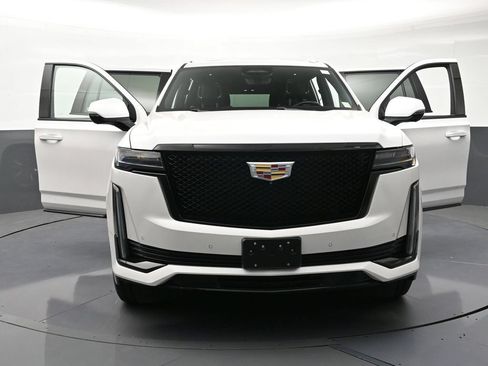 Certified 2022 Cadillac Escalade ESV Sport w/ Touring Package AWD/4WD image 37