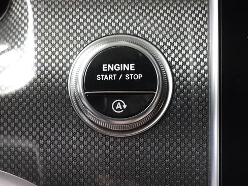 Certified 2026 Mercedes-Benz C 300 4MATIC Sedan image 15