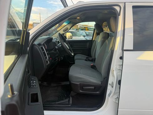 Used 2017 RAM 2500 Tradesman w/ Chrome Appearance Group image 20