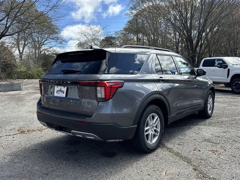 New 2026 Ford Explorer Active w/ Active Comfort Package RWD image 7