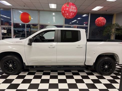 Used 2023 Chevrolet Silverado 1500 RST image 4