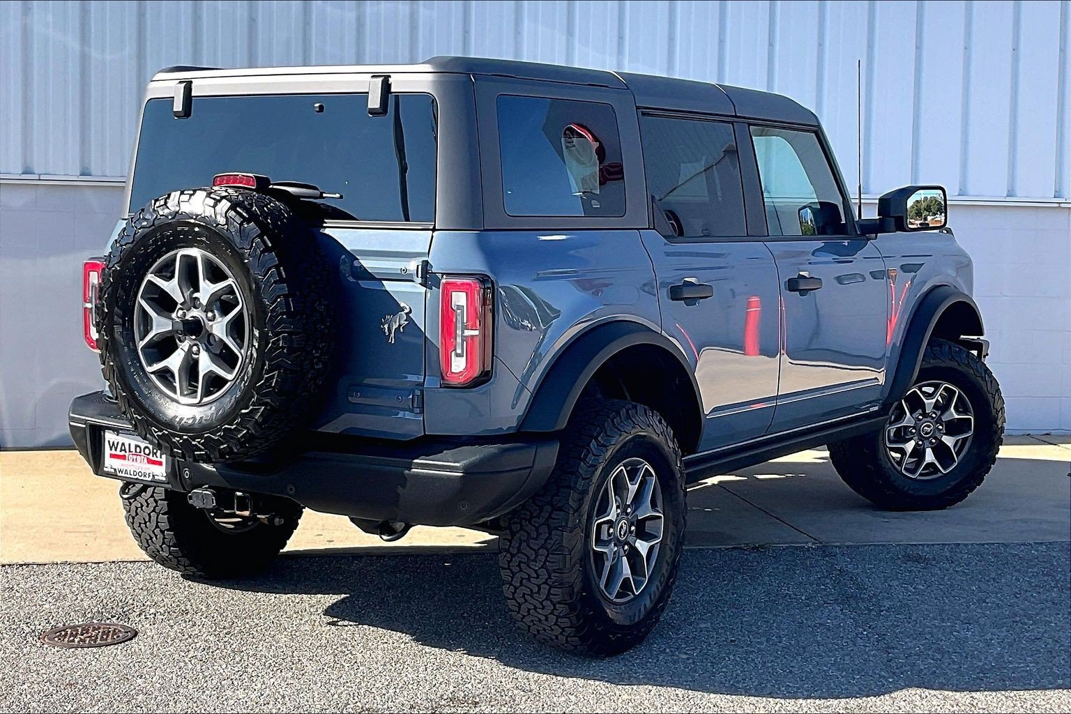 Used 2024 Ford Bronco Badlands AWD/4WD image 17