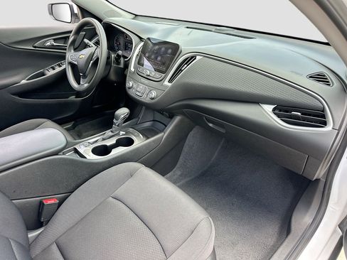 Used 2024 Chevrolet Malibu LS w/ Driver Confidence Package FWD image 25