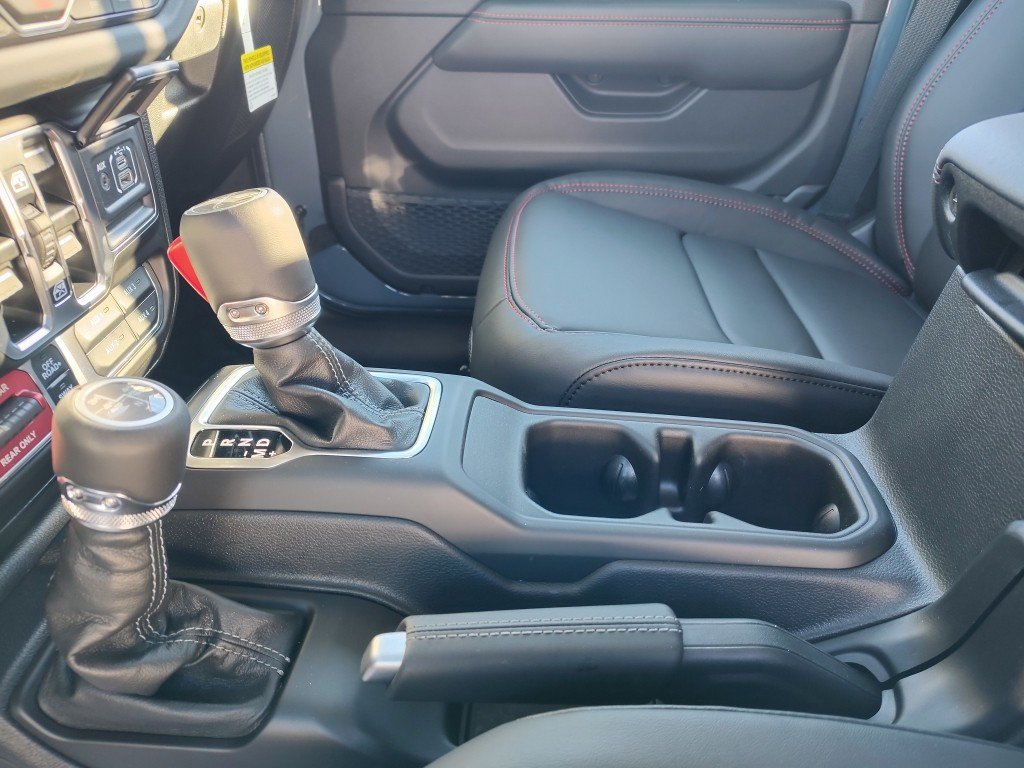 New 2026 Jeep Gladiator Rubicon AWD/4WD image 18