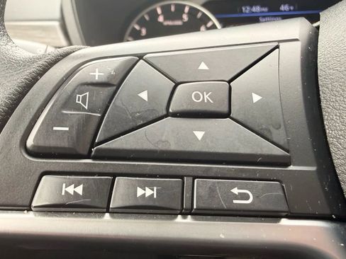 Used 2025 Nissan Altima 2.5 SV image 19