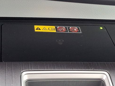 Certified 2025 Toyota Sienna XLE AWD/4WD image 27