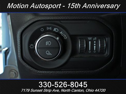 Used 2022 Jeep Gladiator Mojave w/ LED Lighting Group AWD/4WD image 12