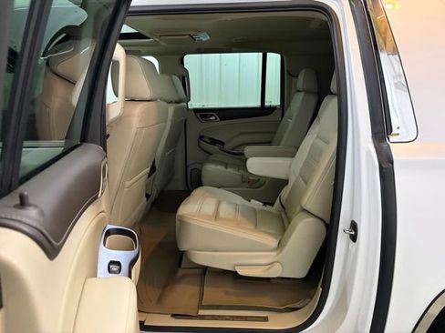 Used 2018 GMC Yukon XL Denali AWD/4WD image 22