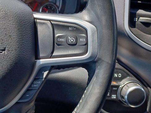 Used 2020 RAM 1500 Big Horn AWD/4WD image 17