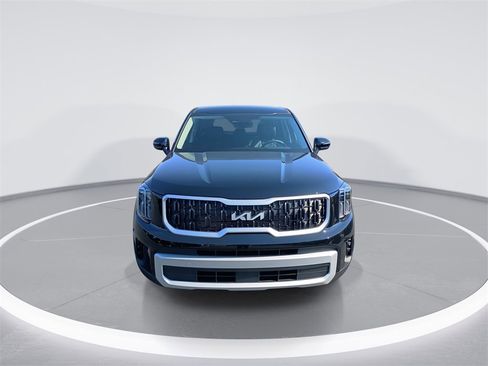 New 2025 Kia Telluride LX image 3