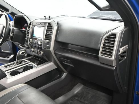 Used 2017 Ford F150 Raptor w/ Equipment Group 802A Luxury AWD/4WD image 19