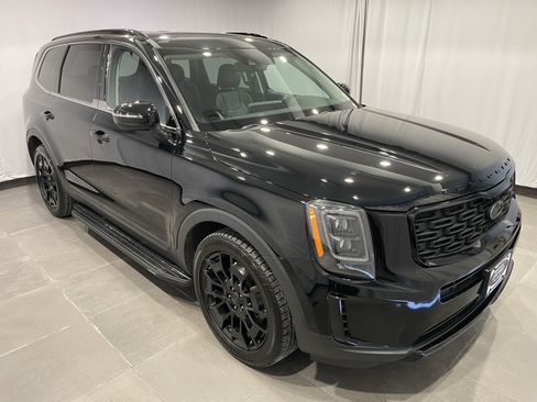 Used 2021 Kia Telluride EX w/ EX Premium Package image 3