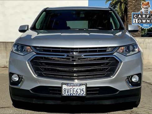 Used 2021 Chevrolet Traverse LT FWD image 3