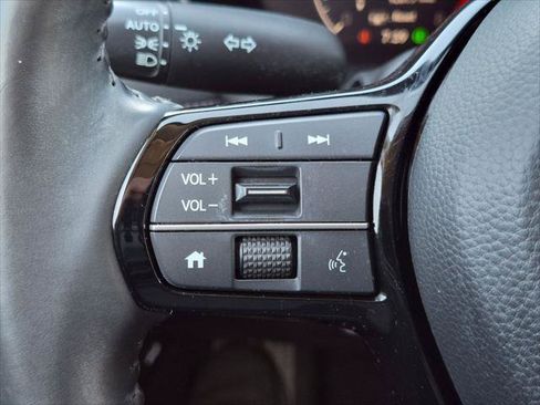 Used 2024 Honda HR-V EX-L image 14