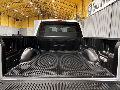 Used 2017 Ford F250 XL w/ Power Equipment Group AWD/4WD image 22