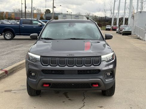 Used 2022 Jeep Compass Trailhawk w/ Trailhawk Elite Group AWD/4WD image 3