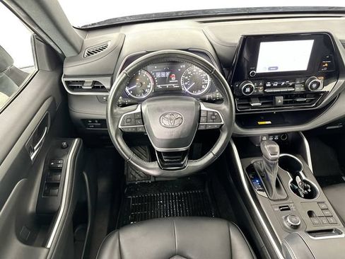 Used 2023 Toyota Highlander XSE AWD/4WD image 20