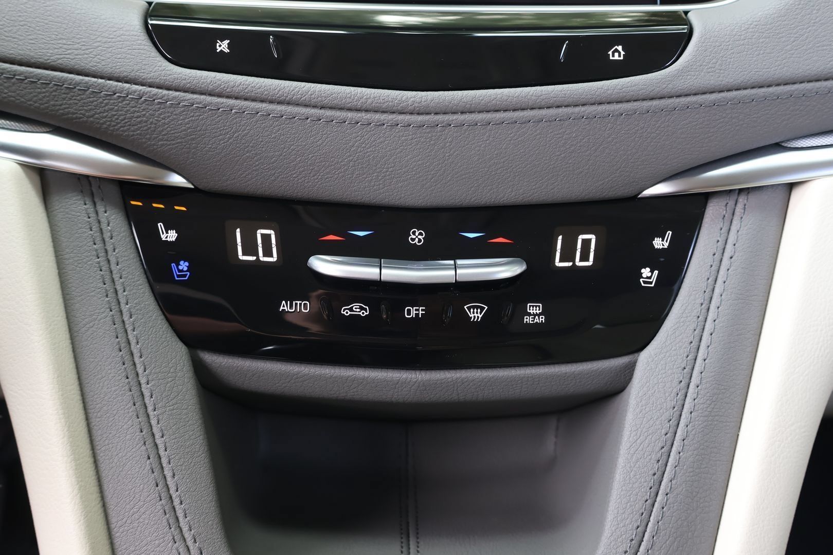 New 2026 Cadillac XT5 Premium Luxury w/ Driver Assist Package FWD image 25