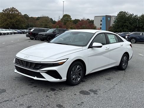 New 2026 Hyundai Elantra Blue image 3