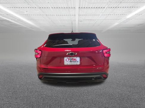 New 2026 Chevrolet Trax RS w/ Driver Confidence Package image 7