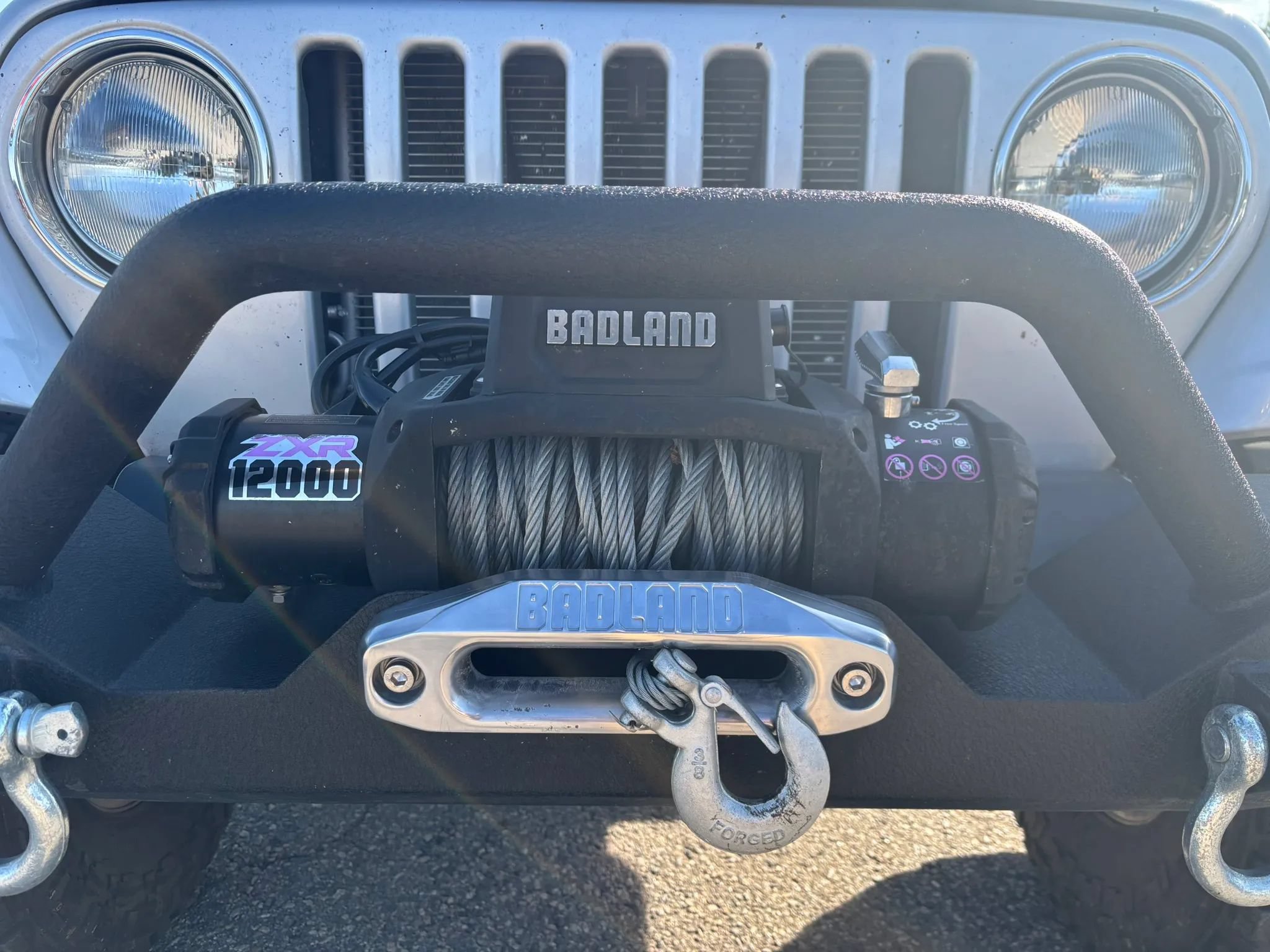Used 2004 Jeep Wrangler 4WD w/ Dual Top Group image 11
